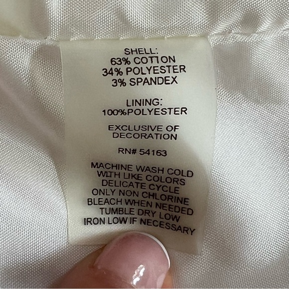 CALVIN KLEIN PONTE DRESS Sz 6 White Sleeveless Embellished Zipper Front - Picture 8 of 8